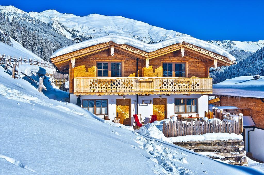 Chalet Alpendorf Anno Dazumal Tux